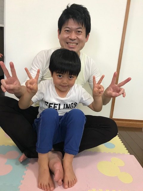 高松英会話ケビンズイングリッシュハウスの生徒 Shuya とKevin